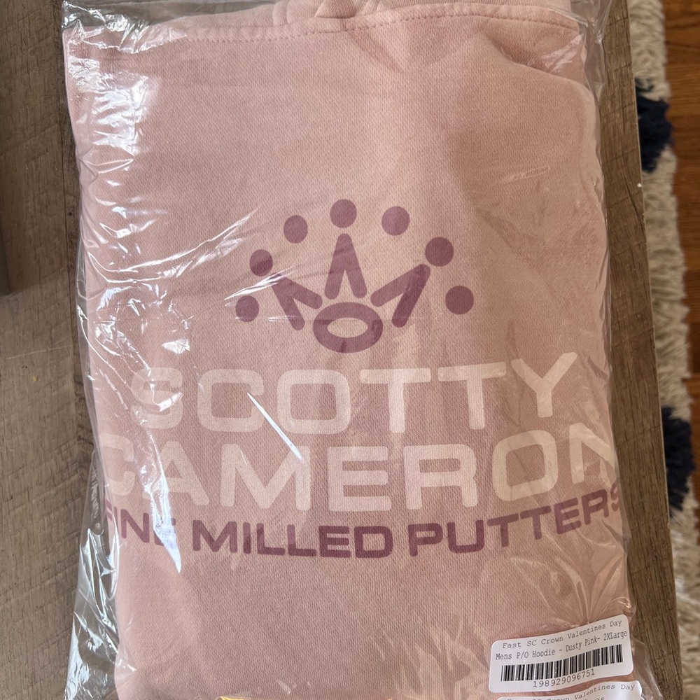 Scotty Cameron Valentine Hoddie